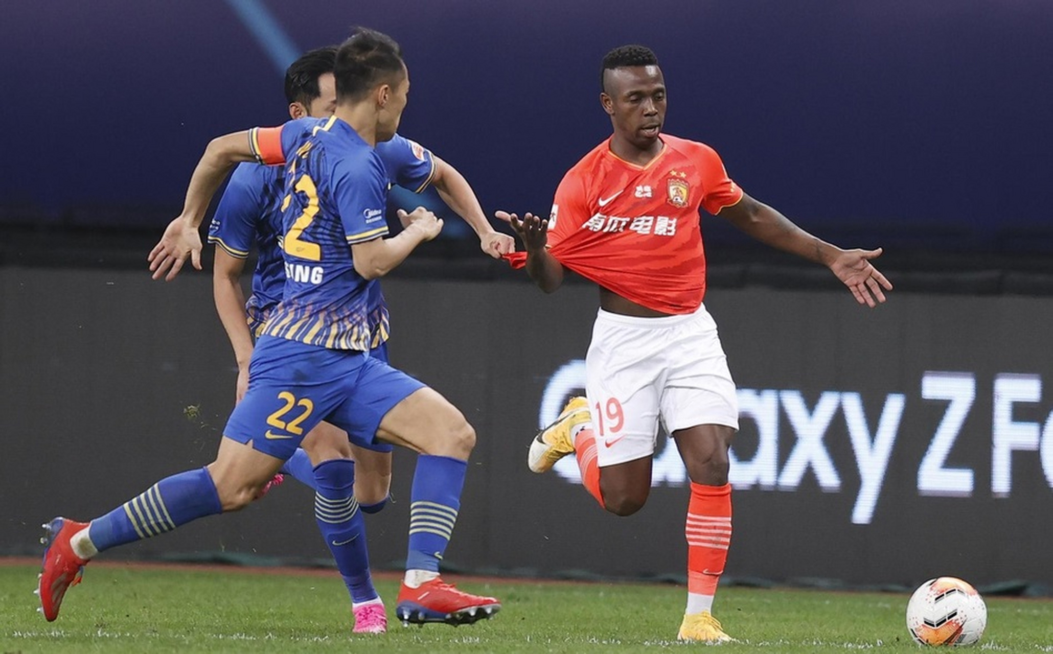 中超冲刺阶段走向成谜，犹他爵士更衣室发声，震撼外界，临场指挥获称赞(残肢令续集在线阅读)